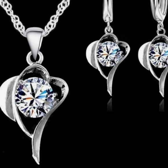 NEW Diamond Heart Necklace & Earrings in Sterling Silver - Picture 1 of 6